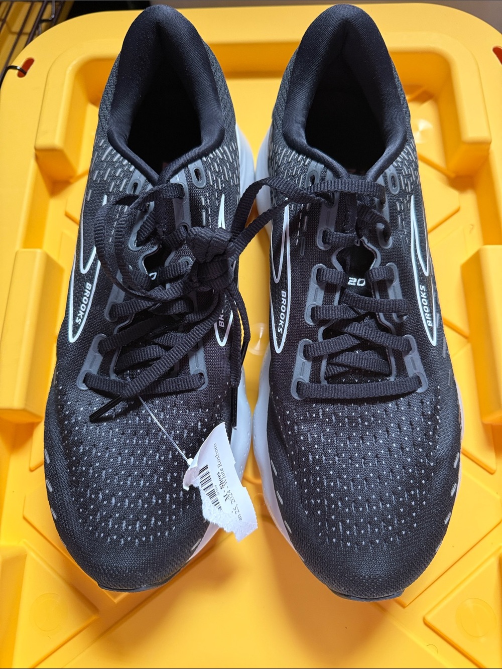 Brooks Black and White Men’s Running Sneakers 10.5 Wide